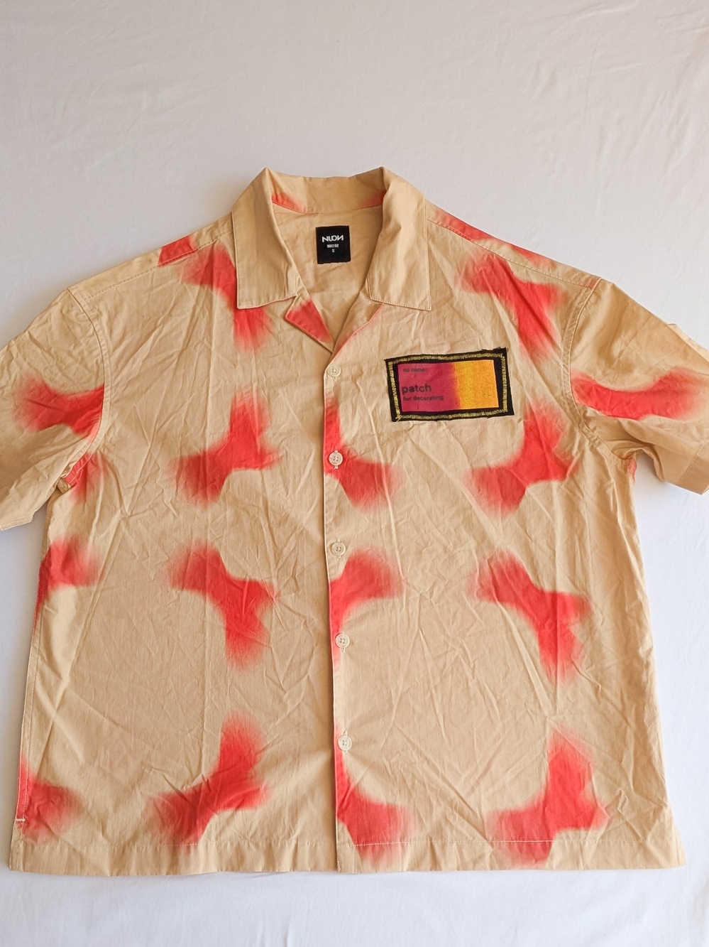Nuon Eclectic Abstract Painted Boxy Cut Short Sleeve Button Up Mens Size Small